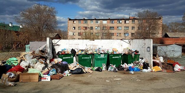 Суд обязал мэрию Оренбурга привести в порядок 150 мусорных площадок