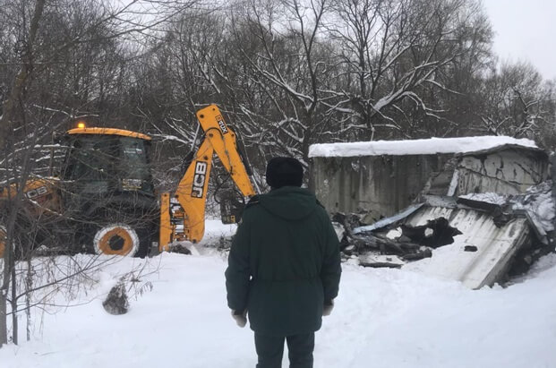 В природно-историческом парке Москвы убрали самострой