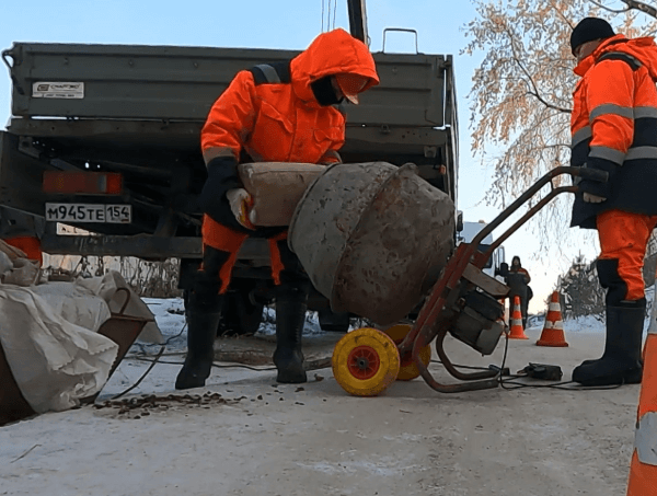 В Новосибирске приступили к тампонированию незаконных сливов в малые реки